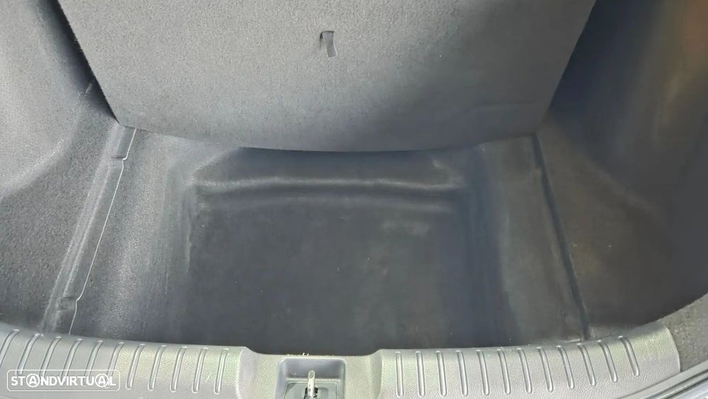 Honda Civic 1.0 i-VTEC Elegance Navi CVT - 41