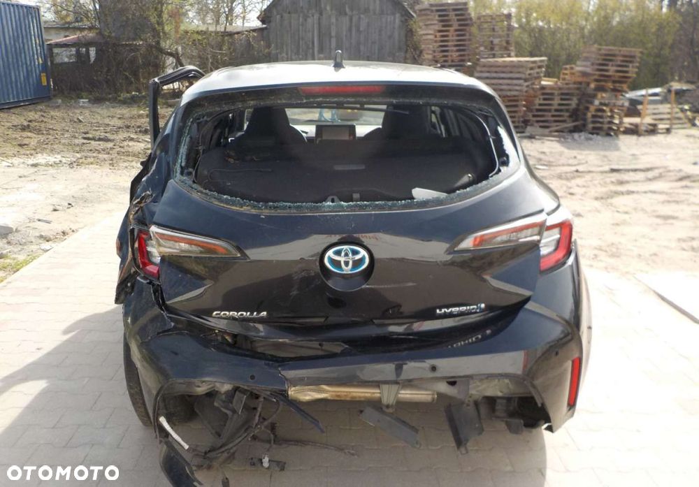 Toyota Corolla - 11