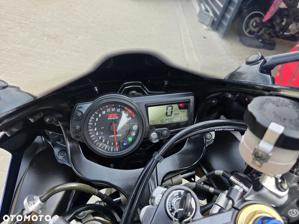 Suzuki GSX-R - 29