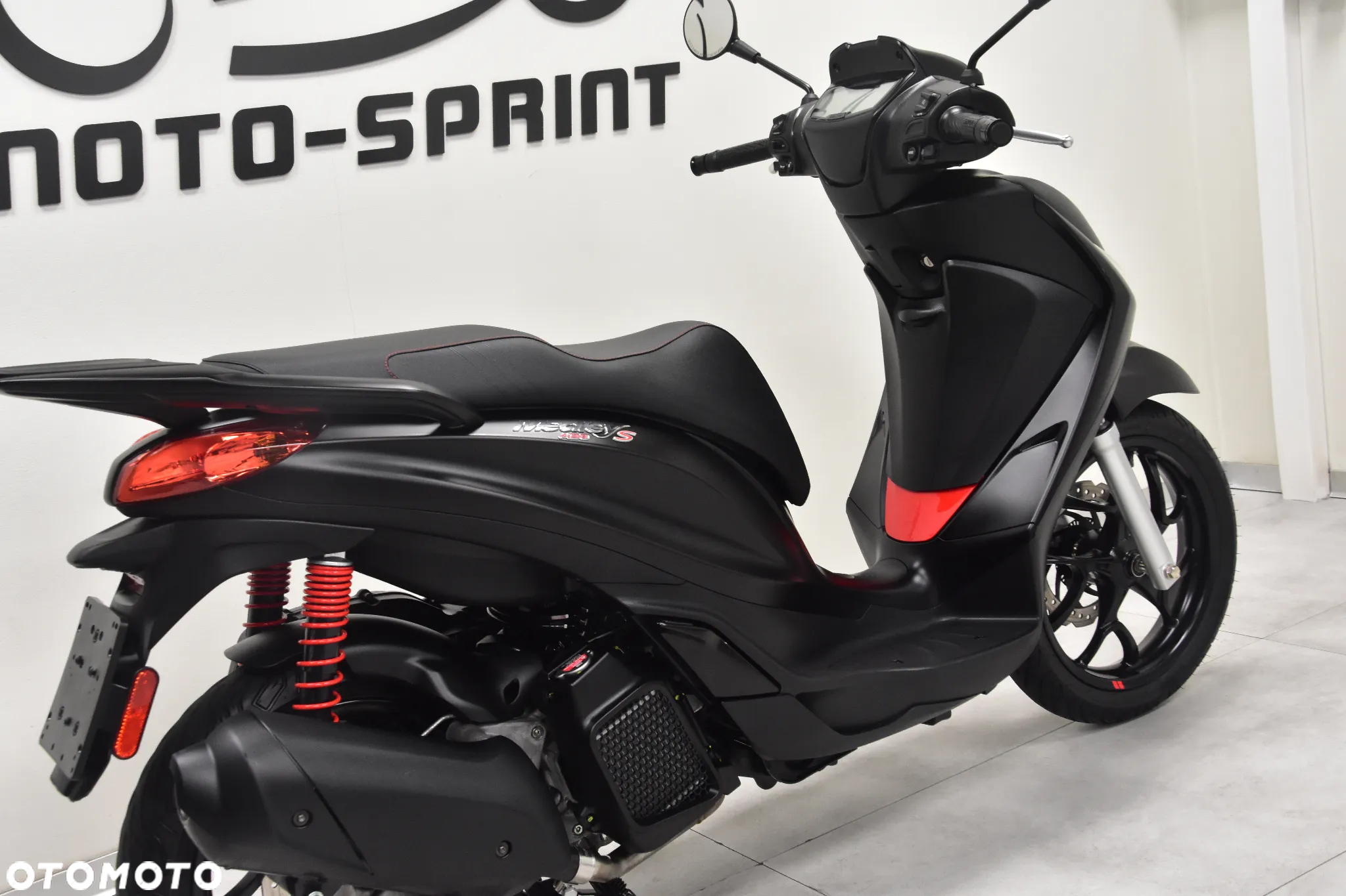 Piaggio Medley - 10