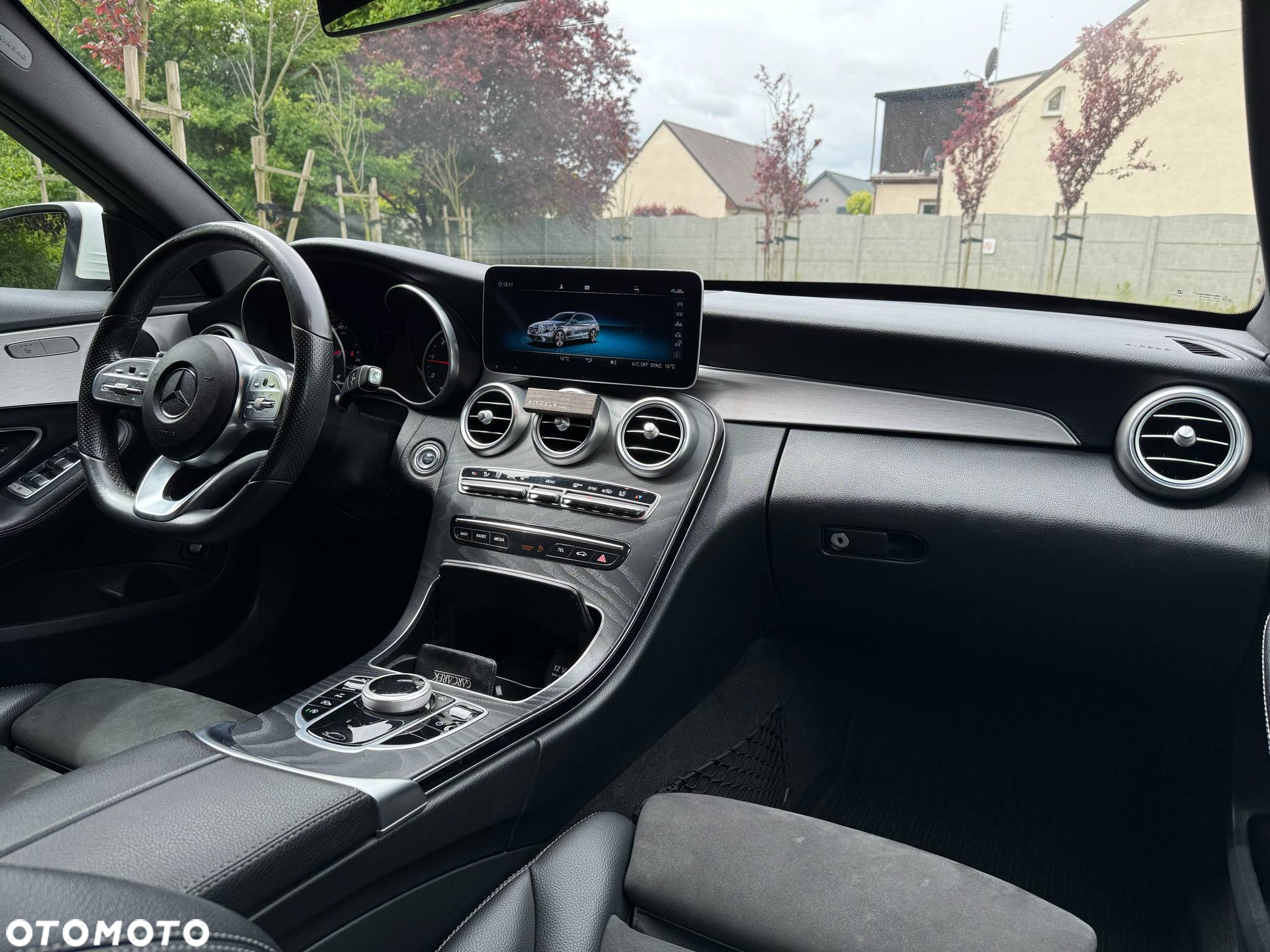 Mercedes-Benz Klasa C 220 d 9G-TRONIC - 23