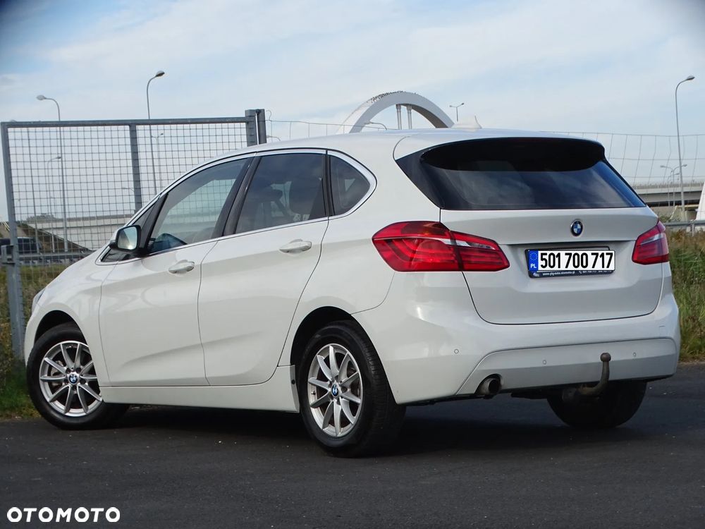 BMW Seria 2 218d Sport Line - 5