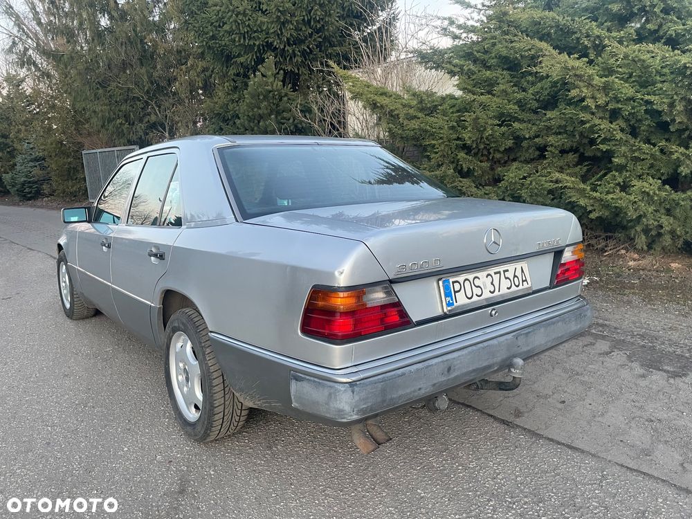 Mercedes-Benz W124 (1984-1993) - 8