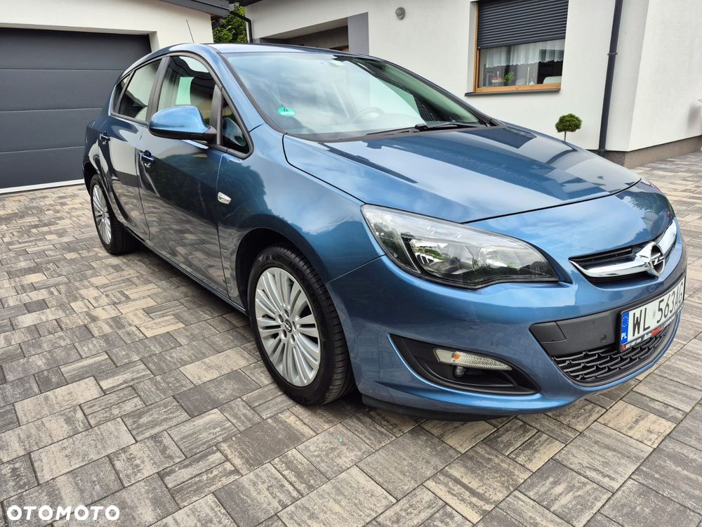 Opel Astra 1.6 Cosmo - 9