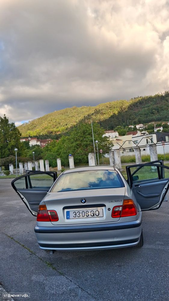 BMW 320 d - 5