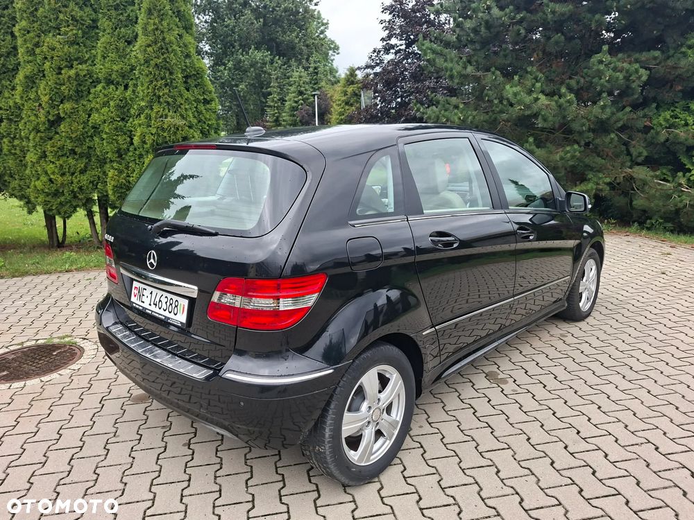 Mercedes-Benz Klasa B 200 Autotronic Special Edition - 11
