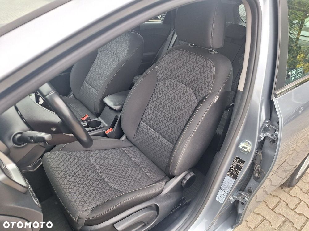 Kia Ceed - 14