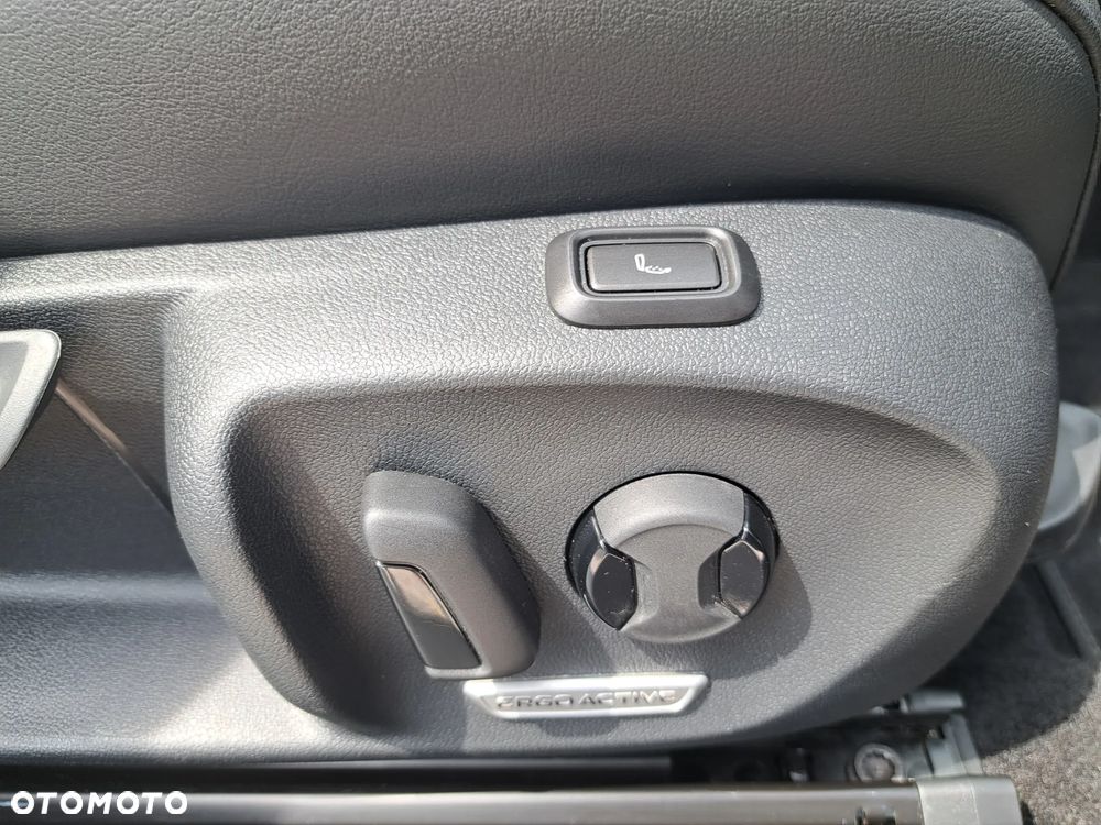 Volkswagen Passat 2.0 TDI EVO Business DSG - 13