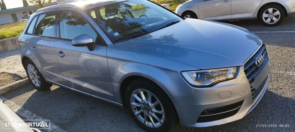 Audi A3 Sportback - 1