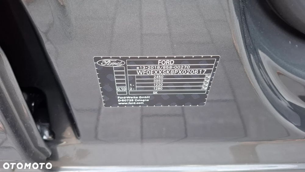 Ford Tourneo Connect - 38