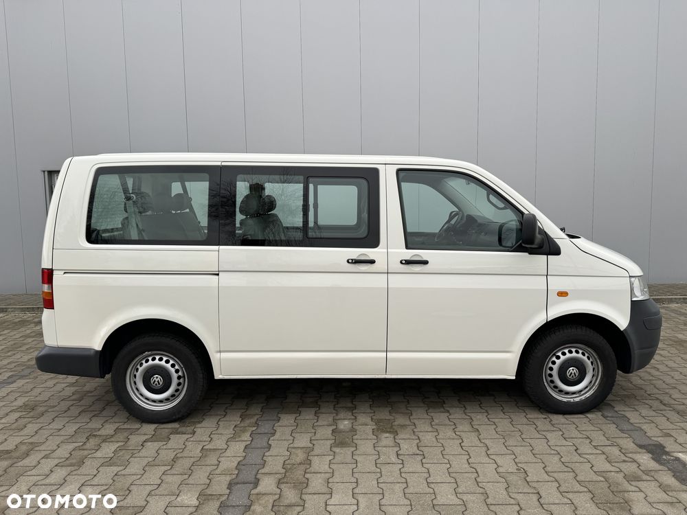 Volkswagen Transporter T5 TDI L1H1 - 3