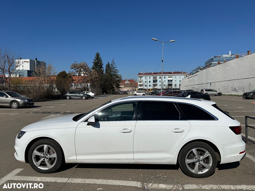 Audi A4 40 TFSI S tronic - 5