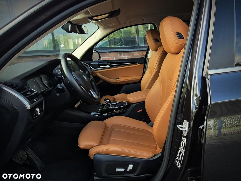 BMW X3 xDrive20i - 19