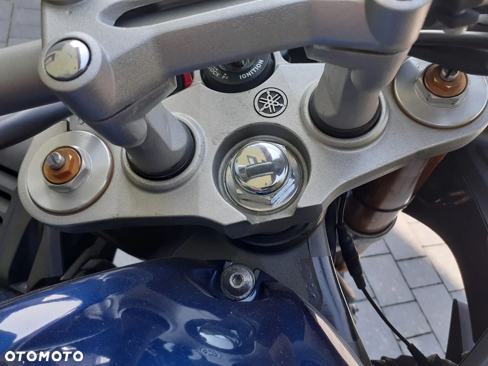 Yamaha FZ - 20