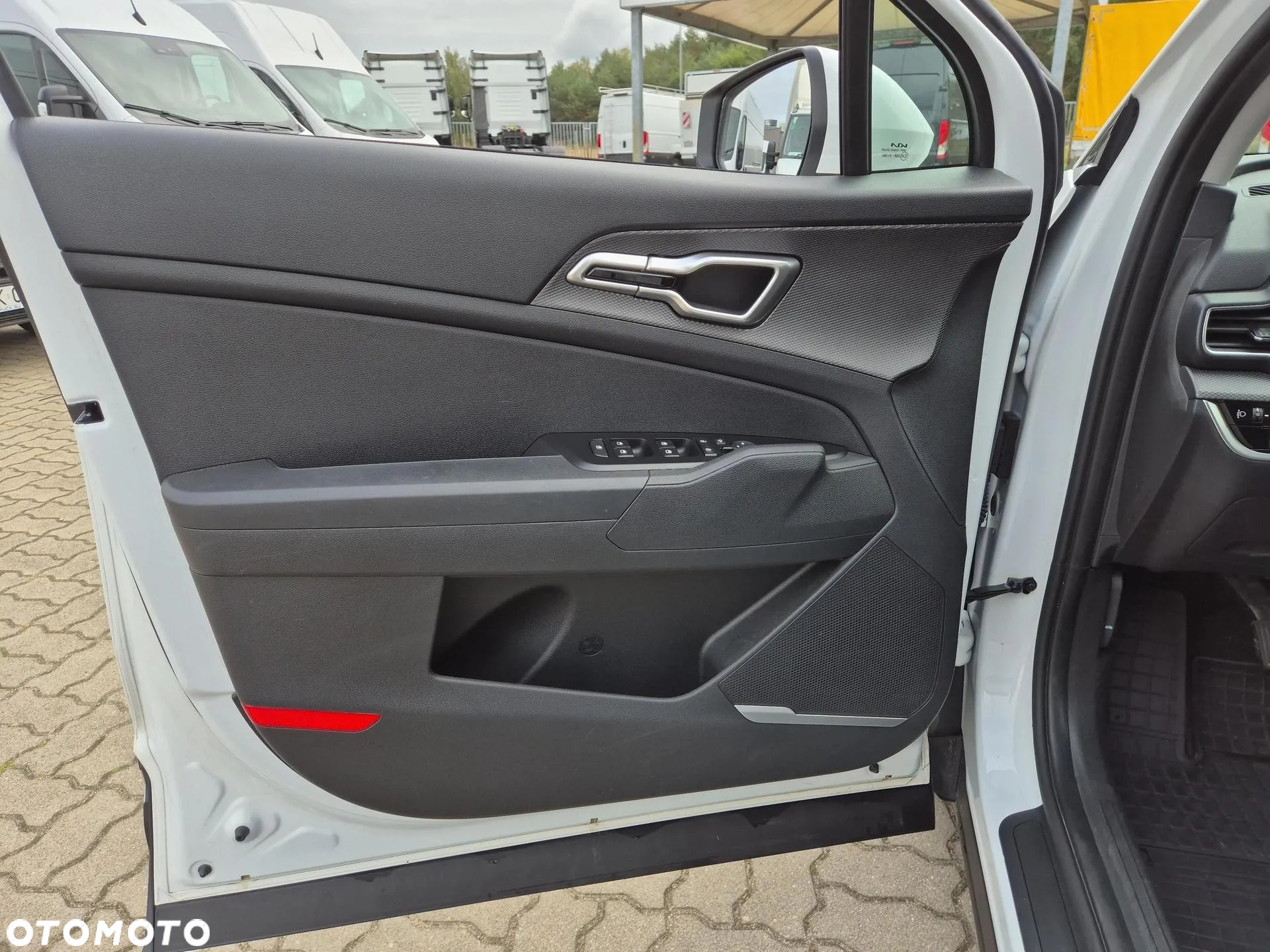 Kia Sportage 1.6 T-GDI M 2WD - 10