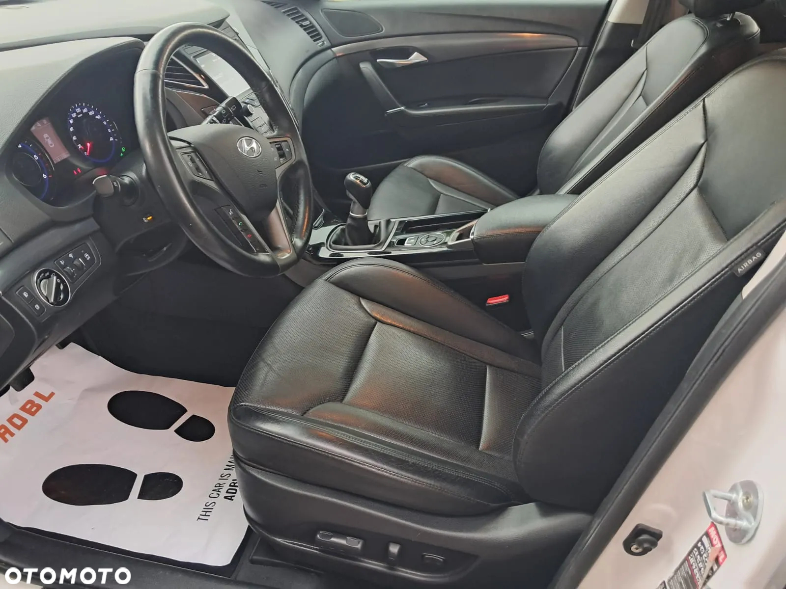 Hyundai i40 Kombi 1.7 CRDi Premium - 12