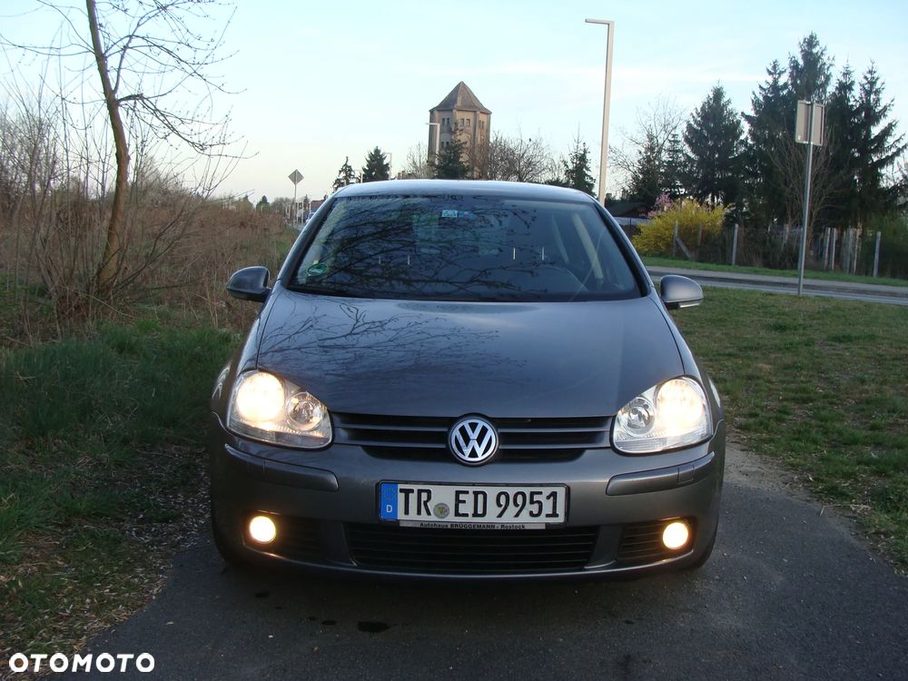 Volkswagen Golf 1.9 TDI DPF United - 2