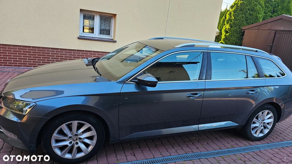 Skoda Superb 2.0 TDI Ambition DSG - 12