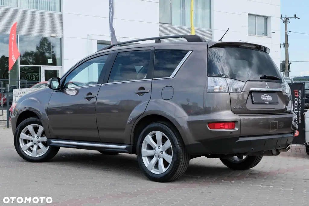 Mitsubishi Outlander 2.0 2WD - 9