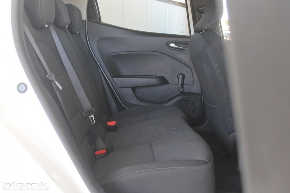 Renault Clio TCe 100 BUSINESS EDITION - 14