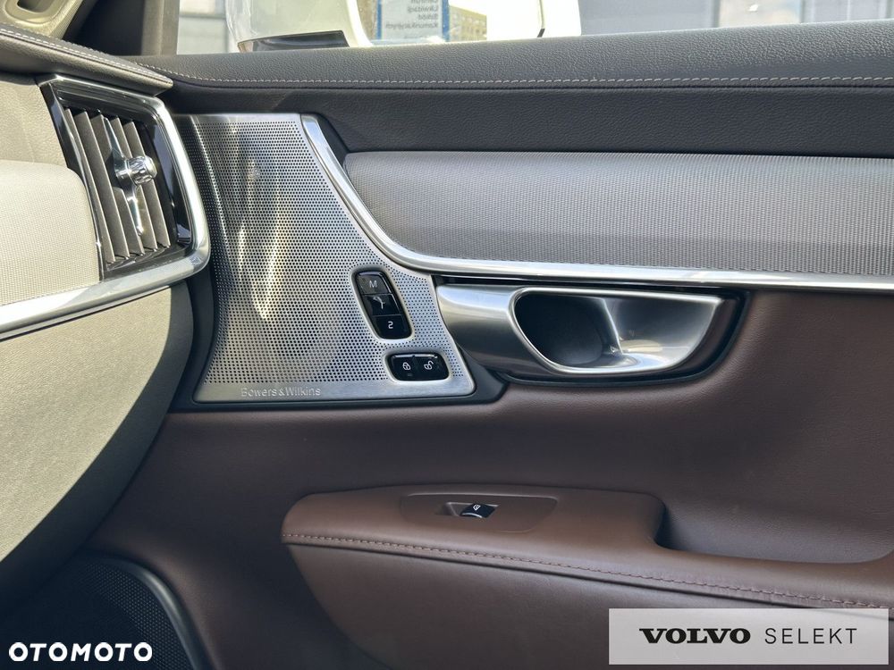 Volvo S90 - 28