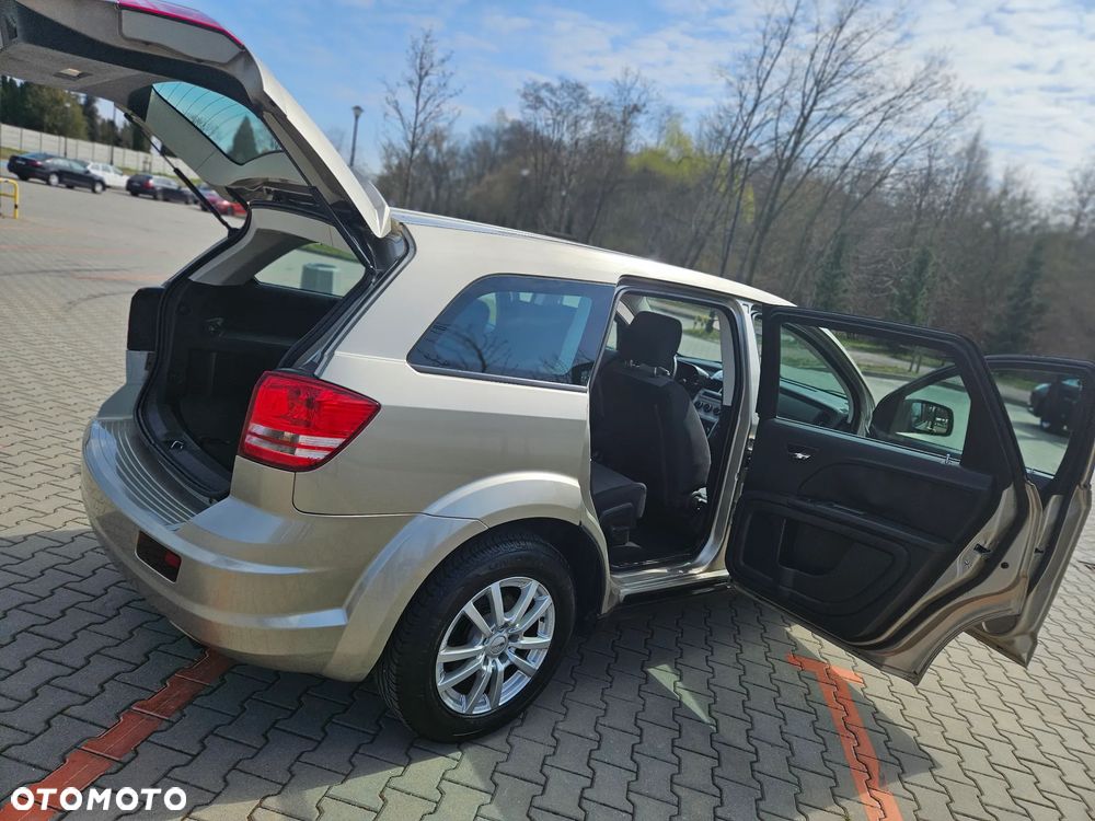 Dodge Journey 2.4 SE - 10