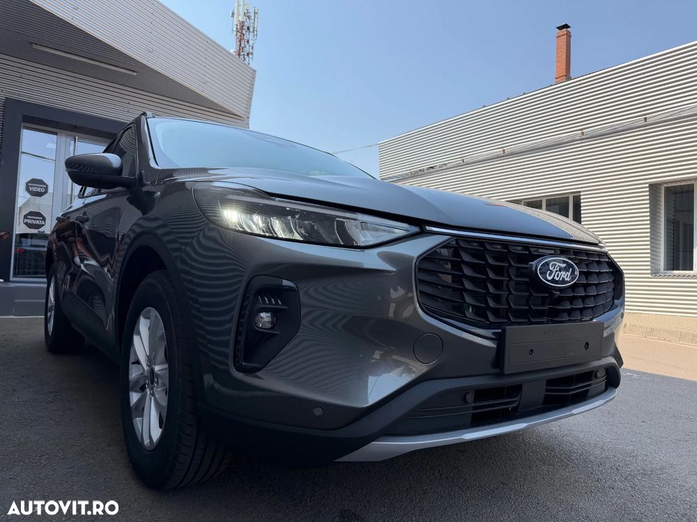 Ford Kuga 2.5 Duratec FWD FHEV Titanium - 29