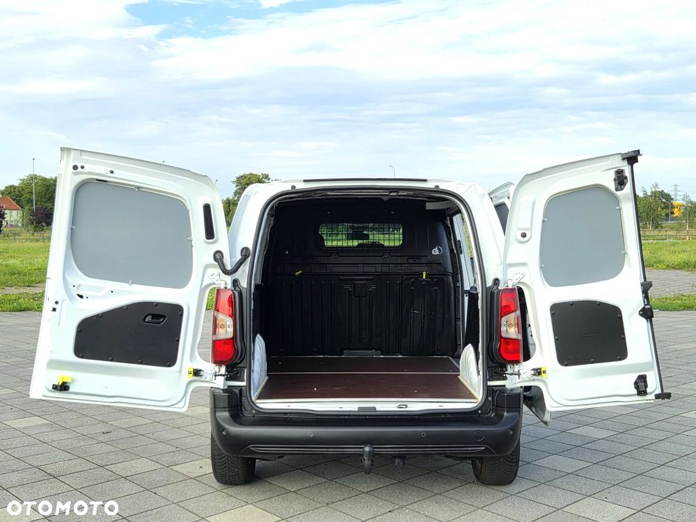 Peugeot Partner KLIMA NAWIGACJA TEMPOMAT FV23% - 9