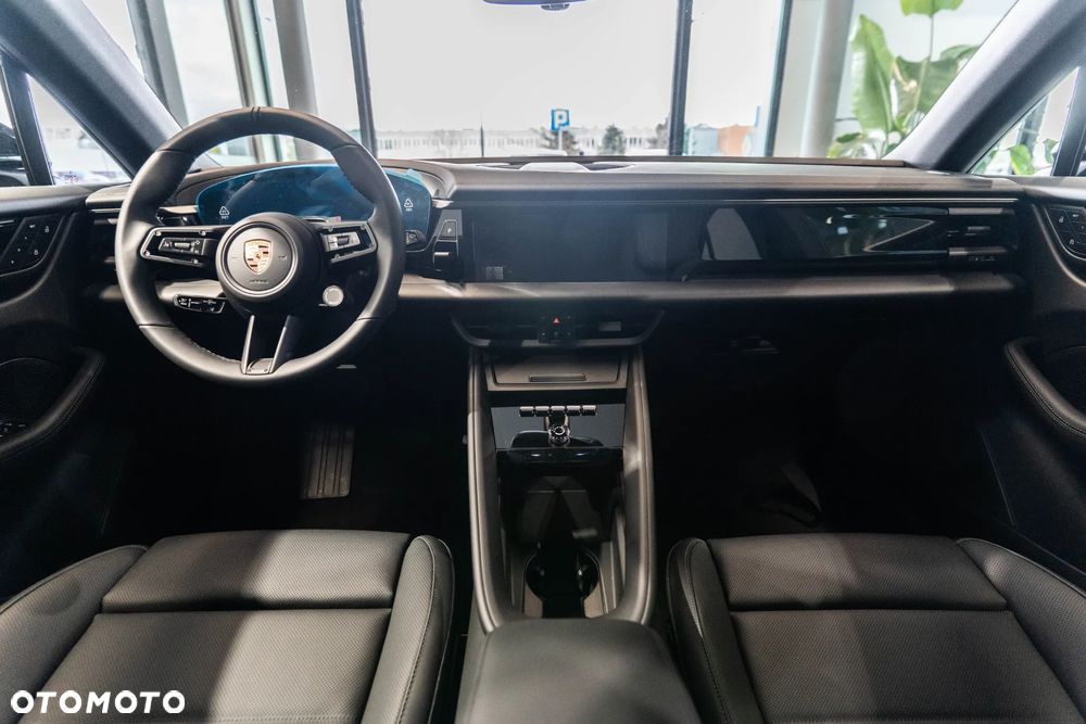 Porsche Macan - 10