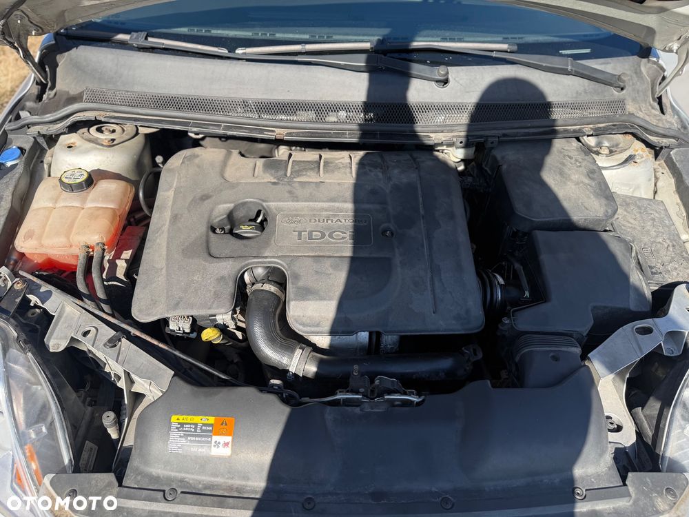 Ford Focus SW 1.6 TDCi DPF Silver Magic - 17