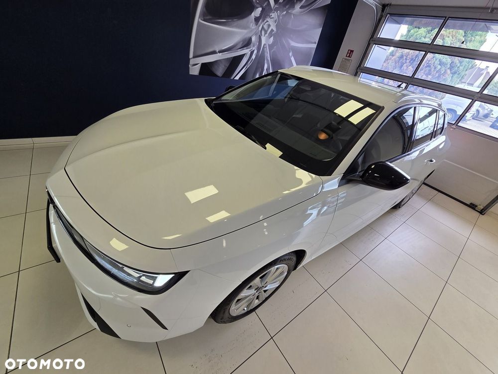 Opel Astra 1.2 T Edition S&S - 18