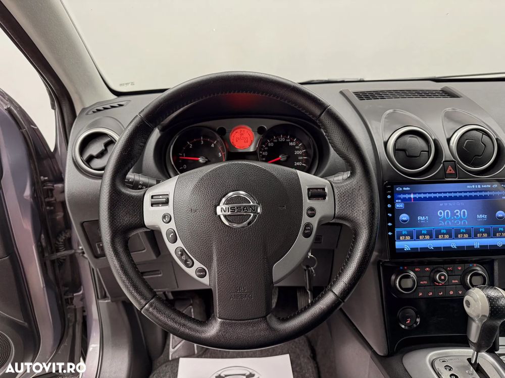 Nissan Qashqai 2.0 dCi DPF 4x4 Aut I-Way - 23