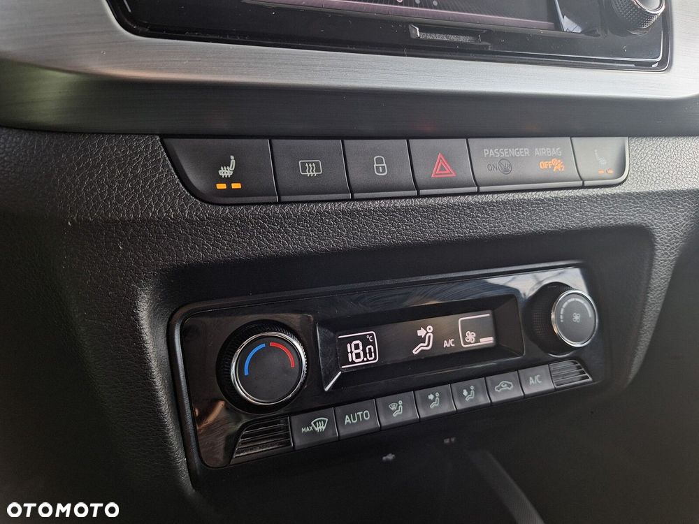 Skoda Fabia 1.0 TSI Ambition Plus DSG - 19