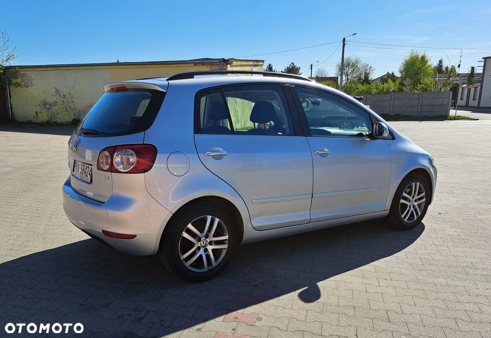 Volkswagen Golf 1.6 Comfortline - 6