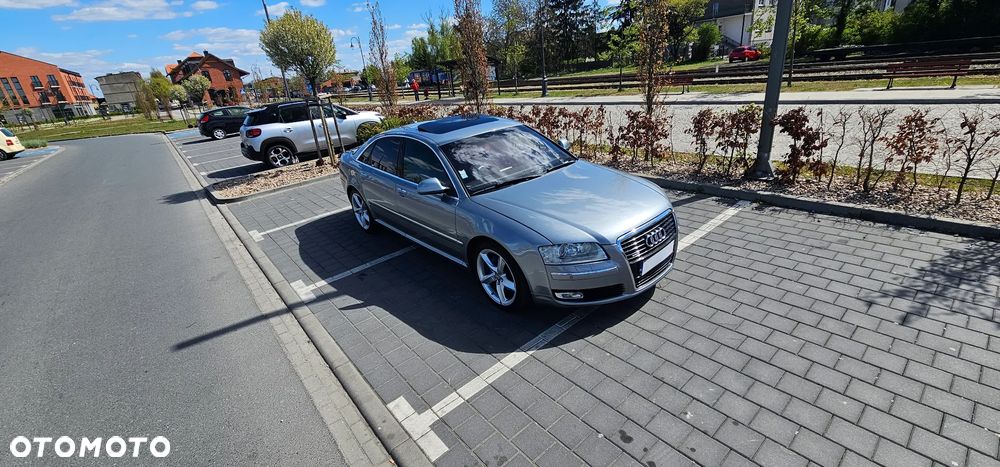 Audi A8 3.0 TDI DPF quattro - 1