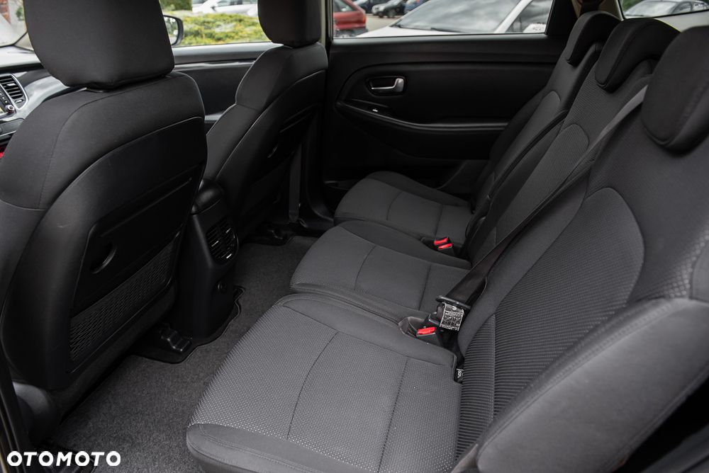 Kia Carens 1.7 CRDi 115 ISG UEFA EURO 2016 - 26