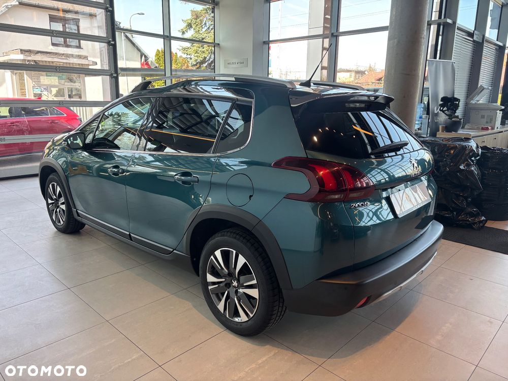 Peugeot 2008 1.2 Pure Tech Allure S&S EAT6 - 4