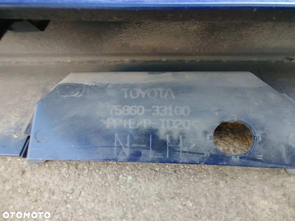 Toyota Camry lewa nakładka na próg listwa progowa - 6