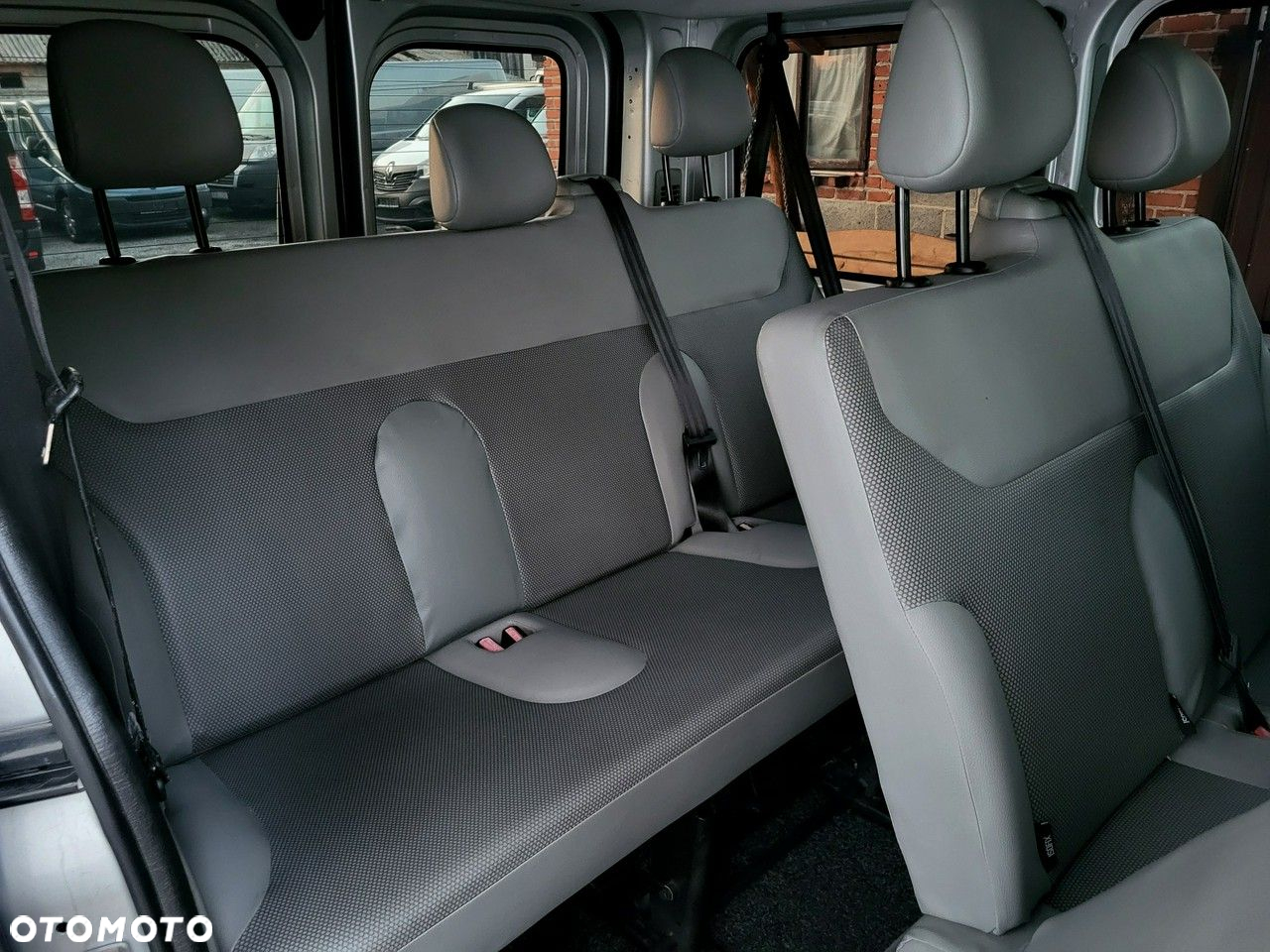 Renault Trafic - 11