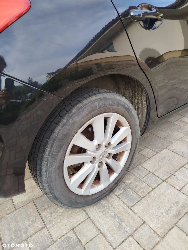 Toyota Auris - 9