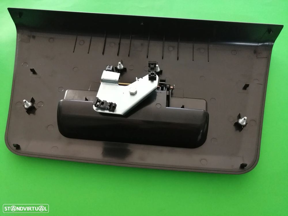 Puxador / Punho da tampa da mala Nissan Navara D40 - 2