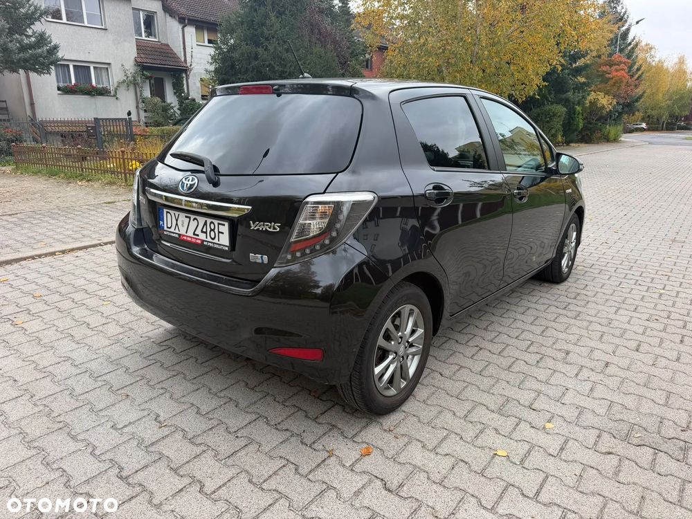 Toyota Yaris - 6