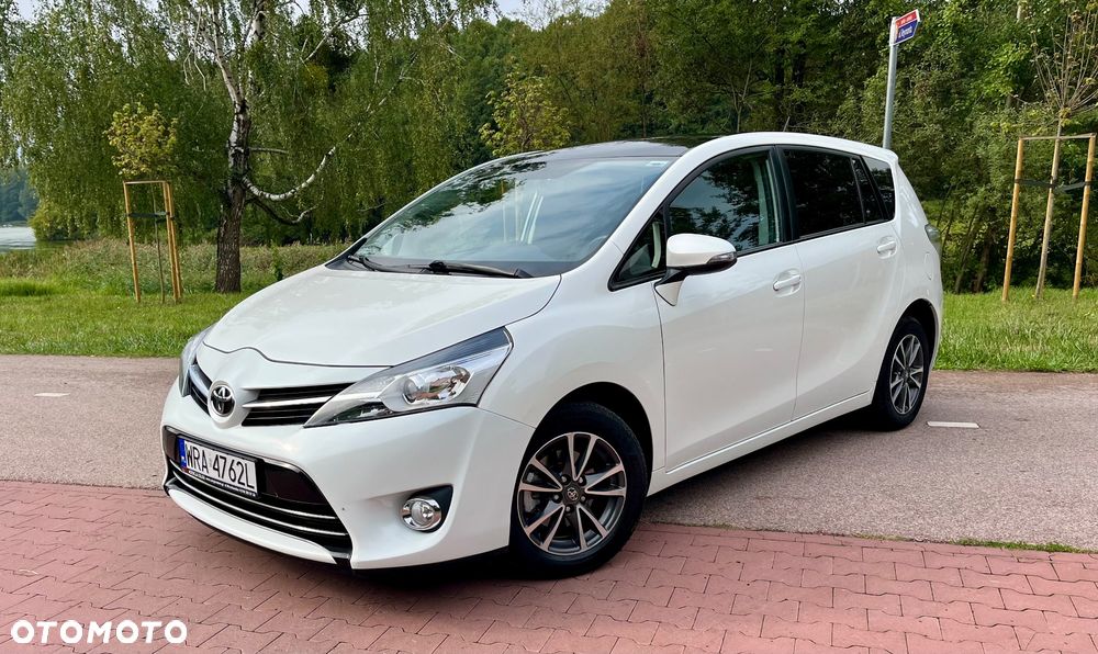 Toyota Verso 1.8 Prestige 7os MS - 3