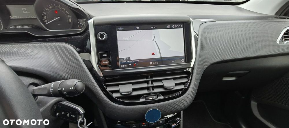 Peugeot 2008 1.2 Pure Tech GPF Style - 18