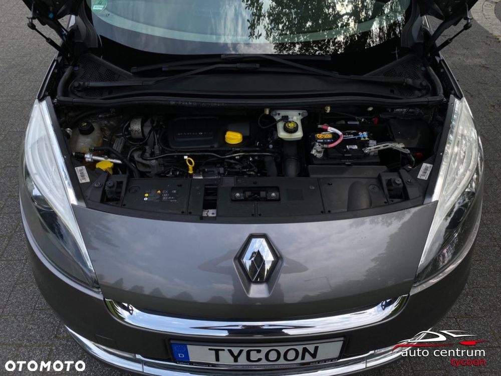 Renault Grand Scenic - 17