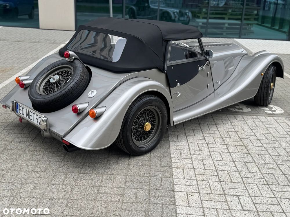 Morgan Plus Four - 8