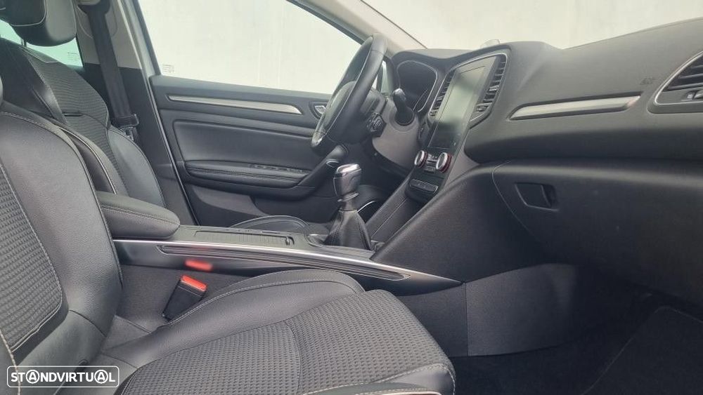 Renault Mégane 1.6 dCi Bose Edition J18 - 16