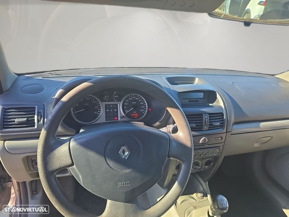 Renault Clio 1.5 dCi Extreme - 8