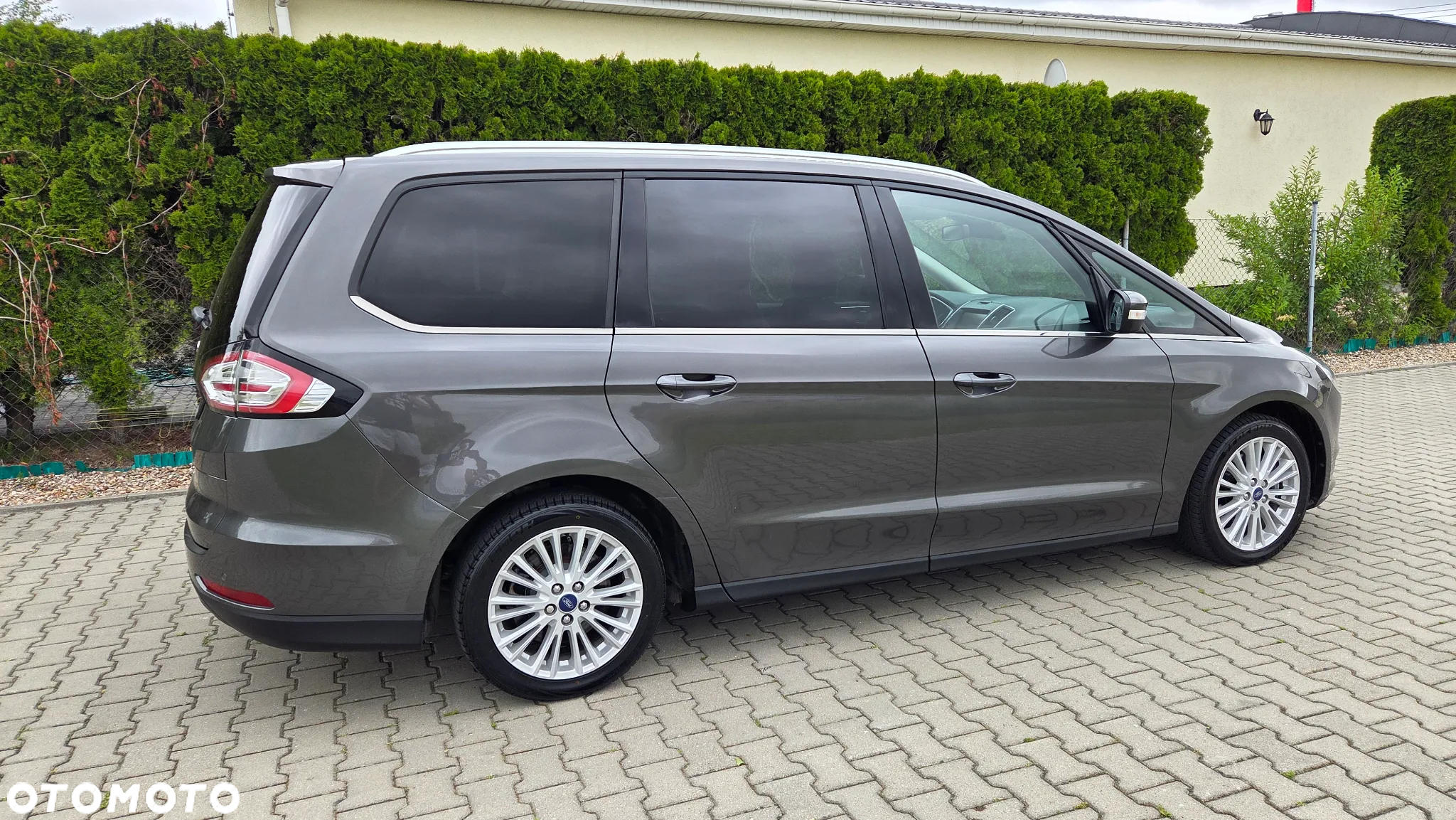 Ford Galaxy 2.0 TDCi 4WD Titanium PowerShift - 11