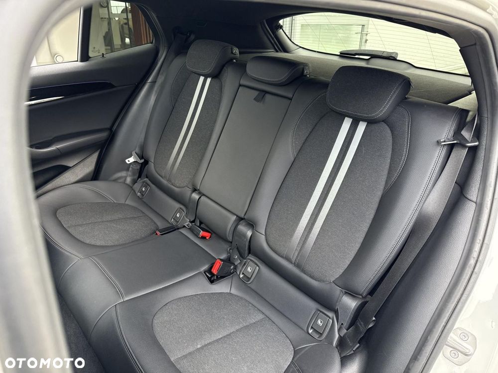 BMW X2 xDrive25e M Sport X - 9